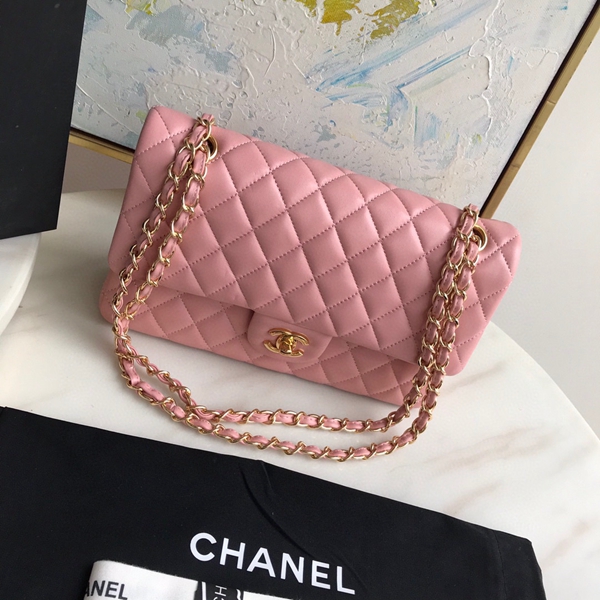 シャネルバッグレプリカ背面デザイン